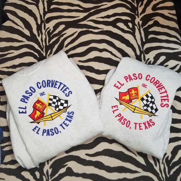 Vintage Corvette Sweater- Red - Picture 11 of 11